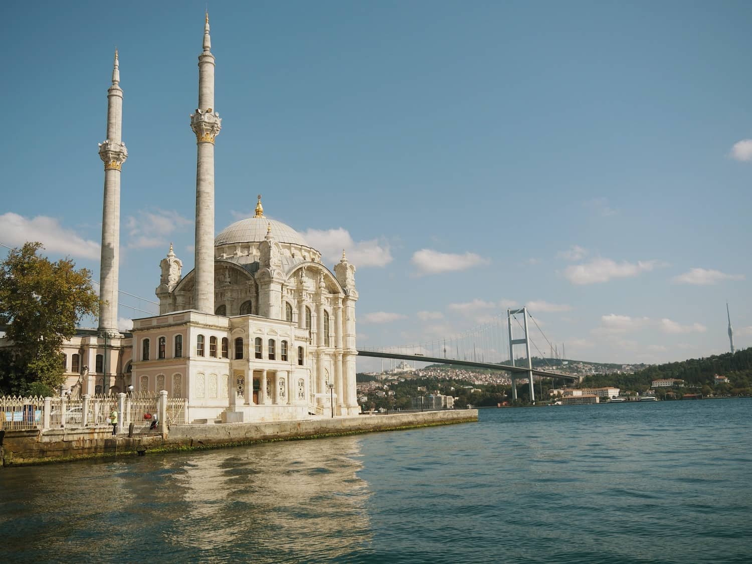Style on the Bosphorus Instagram-Friendly Cruise Experience with Fashion Bloggers